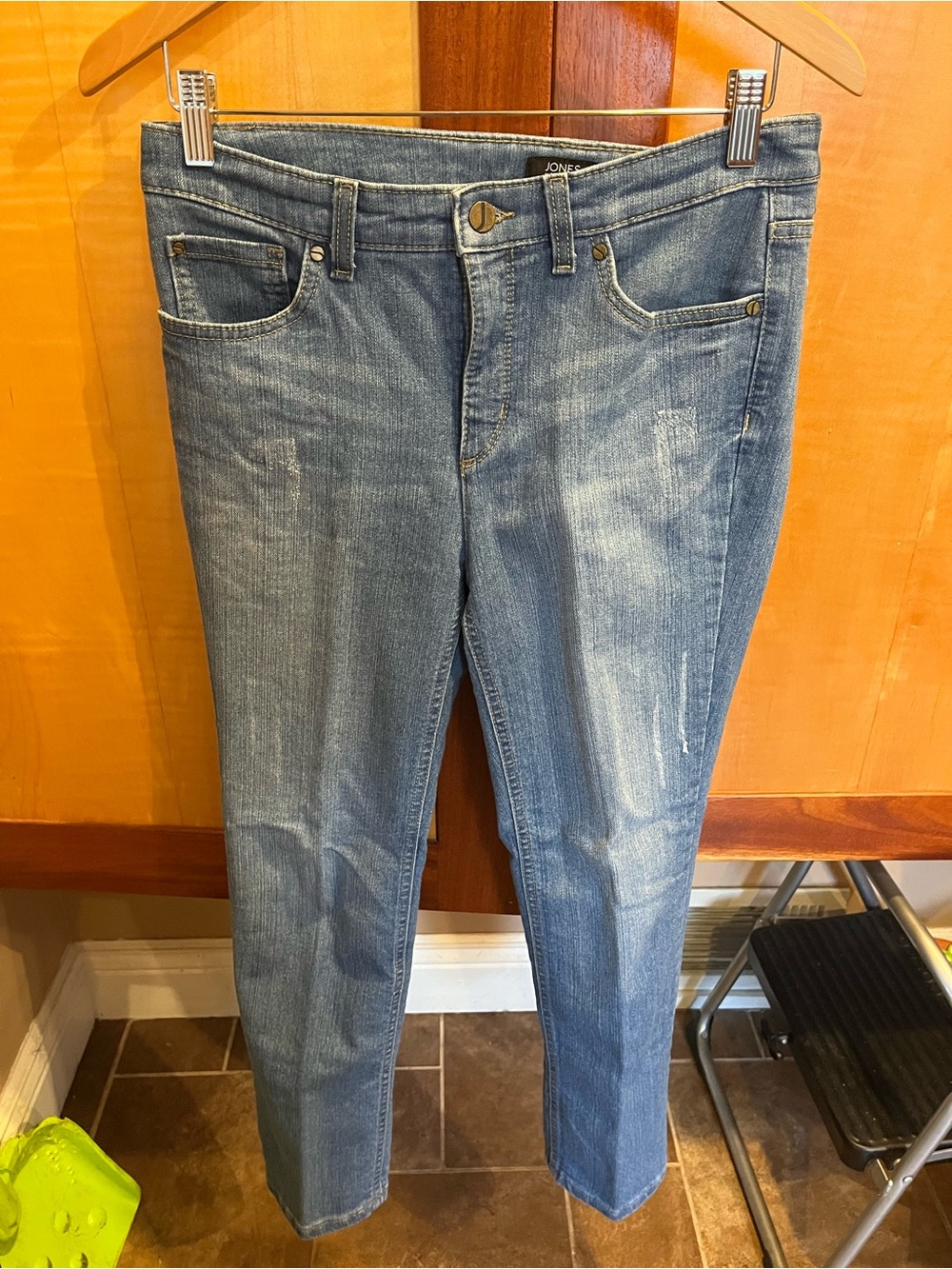 Jones New York Light Blue Ankle Jeans